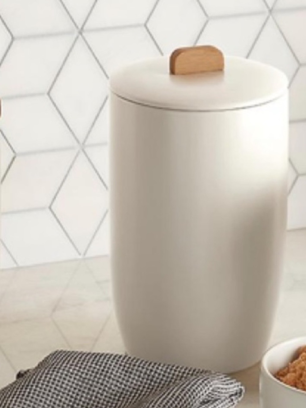 The Container Store Marie Kondo Cloud
White Large Ceramic Bulk Canister